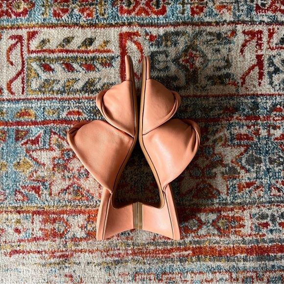 NWOB Samantha Pleet Tabernacle Sandal in Peach - Picture 10 of 16